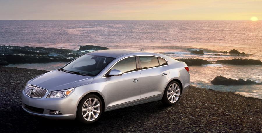  Buick LaCrosse CXS 2010 года  (фото 21 из 38)